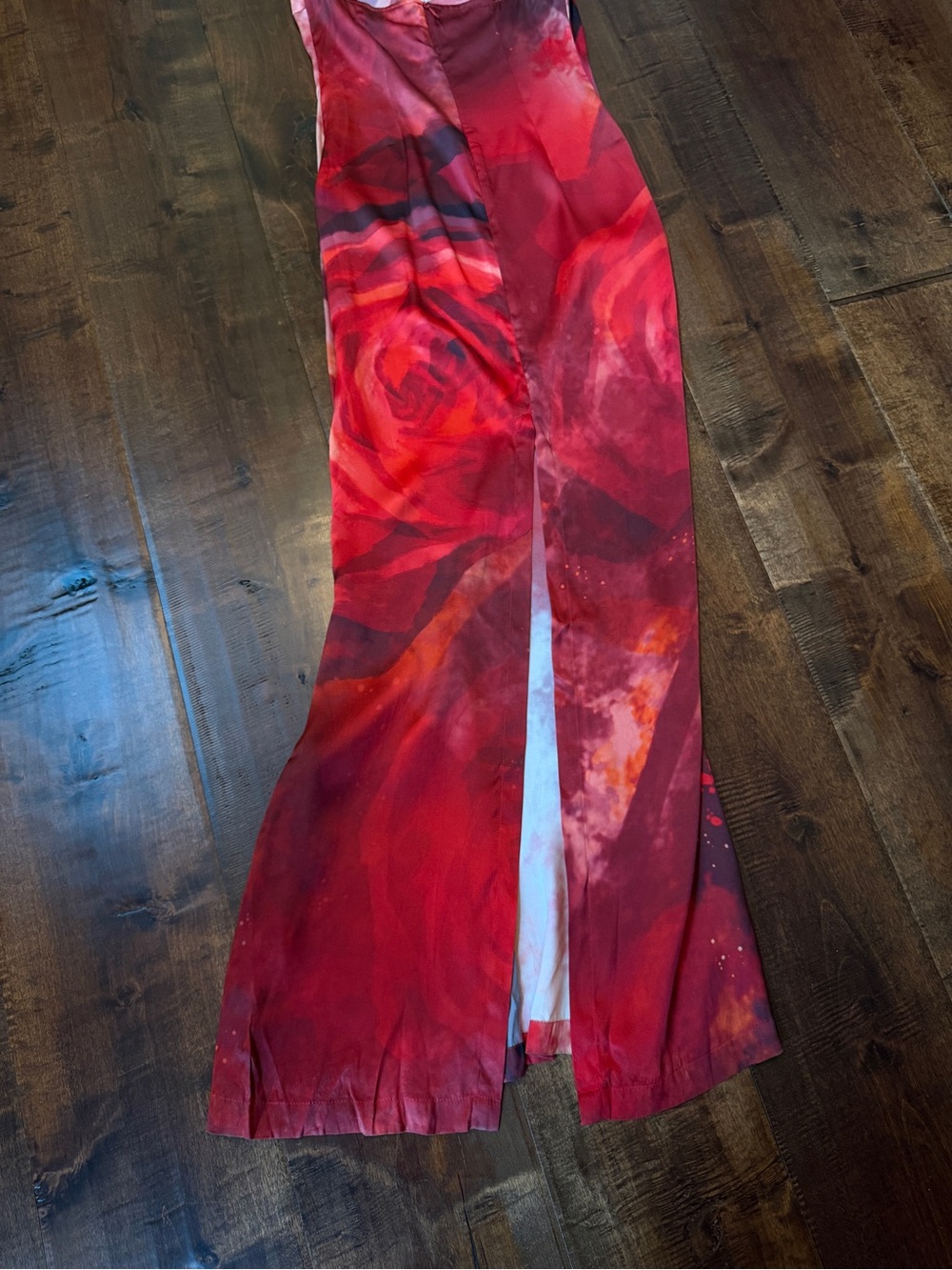 Kim Shui Red Rose Silk Tube Gown - Picture 7 of 10